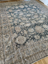 Load image into Gallery viewer, Antique Mahal 8’11” x 11’7”