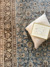 Load image into Gallery viewer, Vintage Doroksh 10’ x 12’10”