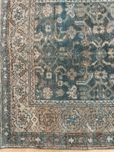 Load image into Gallery viewer, Antique Malayer 3’4” x 4’8”