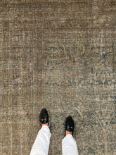 Load image into Gallery viewer, Antique Tabriz 7’5” x 10’8”