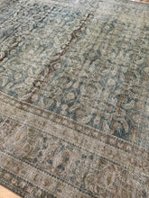 Load image into Gallery viewer, Antique Malayer 9’2” x 11’10”