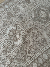 Load image into Gallery viewer, Antique Heriz 2’6” x 8’2”