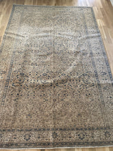 Load image into Gallery viewer, Vintage Kayseri 6’5” x 9’7”