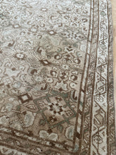 Load image into Gallery viewer, Vintage Hamadan 2’7” x 4’