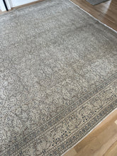 Load image into Gallery viewer, Vintage Kayseri 8’5” x 12’9”