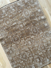 Load image into Gallery viewer, Antique Persian 2’10” x 3’10”
