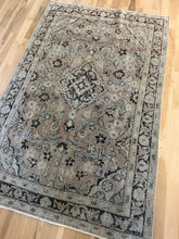 Load image into Gallery viewer, Antique Mahal 4’3” x 6’5”