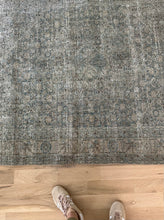 Load image into Gallery viewer, Antique Tabriz 4’6” x 5’9”