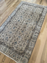 Load image into Gallery viewer, Vintage Turkish 3’8” x 6’5”
