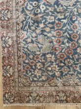 Load image into Gallery viewer, Vintage Turkish 5’7” x 8’11”
