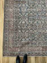 Load image into Gallery viewer, Vintage Turkish 5’5” x 8’9”
