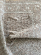 Load image into Gallery viewer, Vintage Tabriz 6’ x 8’9”