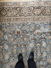 Load image into Gallery viewer, Vintage Doroksh 10’ x 12’10”