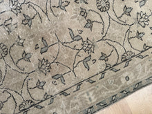 Load image into Gallery viewer, Vintage Turkish 3’9” x 7’