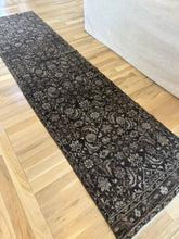 Load image into Gallery viewer, Vintage Malayer 2’8” x 10’3”