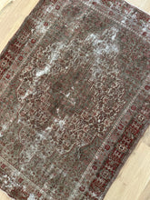 Load image into Gallery viewer, Antique Persian 3’4” x 4’3”