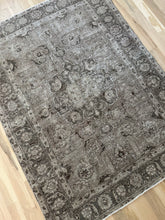 Load image into Gallery viewer, Antique Tabriz 4’3” x 5’9”