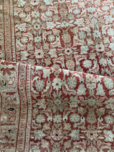 Load image into Gallery viewer, Vintage Mahal 6’7” x 11’2”