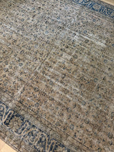 Load image into Gallery viewer, Vintage Turkish 9’4” x 12’10”