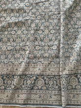 Load image into Gallery viewer, Antique Tabriz 9’10” x 13’2”