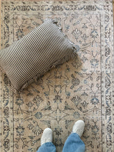 Load image into Gallery viewer, Vintage Turkish 3’2” x 6’5”