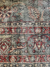 Load image into Gallery viewer, Vintage Turkish 9’3” x 12’8”