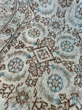 Load image into Gallery viewer, Antique Tabriz 6’ x 9’2”