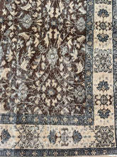 Load image into Gallery viewer, Vintage Turkish 5’3” x 8’6”
