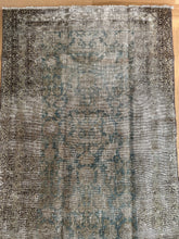 Load image into Gallery viewer, Antique Malayer 3’3” x 12’7”