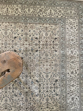 Load image into Gallery viewer, Vintage Kayseri 6’7” x 9’2”