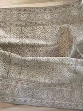Load image into Gallery viewer, Vintage Kayseri 6’6” x 9’6”