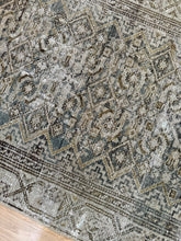 Load image into Gallery viewer, Antique Malayer 2’7” x 9’3”