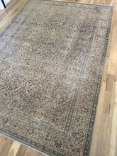 Load image into Gallery viewer, Vintage Kayseri 6’5” x 9’7”