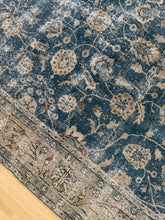 Load image into Gallery viewer, Vintage Turkish 7’ x 10’3”
