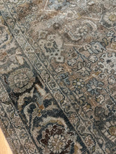 Load image into Gallery viewer, Antique Mahal 7’9” x 10’9”