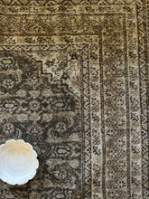 Load image into Gallery viewer, Vintage Tabriz 6’4” x 9’7”