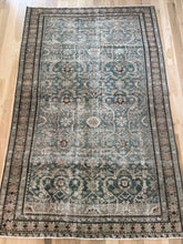 Load image into Gallery viewer, Antique Malayer 4’3” x 6’7”