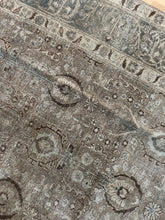 Load image into Gallery viewer, Vintage Tabriz 7’4” x 10’2”