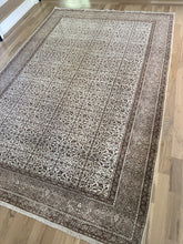 Load image into Gallery viewer, Vintage Kayseri 6’6” x 9’9”