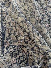 Load image into Gallery viewer, Antique Mahal 7’10” x 10’’8”