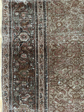 Load image into Gallery viewer, Antique Malayer 4’1” x 6’1”