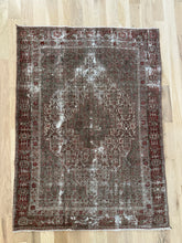 Load image into Gallery viewer, Antique Persian 3’4” x 4’3”