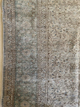 Load image into Gallery viewer, Vintage Kayseri 8’2” x 11’11”