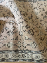 Load image into Gallery viewer, Vintage Turkish 3’ x 6’5”