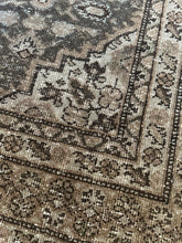 Load image into Gallery viewer, Vintage Tabriz 6’4” x 9’7”