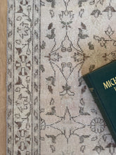 Load image into Gallery viewer, Vintage Turkish Scatter Rug 3’10” x 7’1”