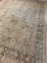 Load image into Gallery viewer, Vintage Mahal 8’7” x 11’6”