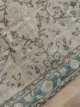 Load image into Gallery viewer, {ON HOLD} Vintage Turkish 3’2” x 11’4”
