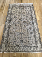 Load image into Gallery viewer, Vintage Turkish 3’11” x 6’6”
