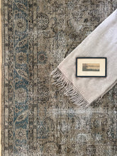 Load image into Gallery viewer, Vintage Isparta 7’7” x 10’7”